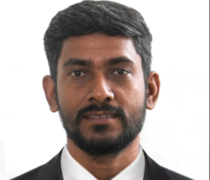 I am SRINI — Professional Photographer Chennai